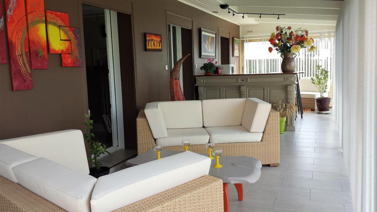 Chambre Privee Avec Salon, Garage Voiture, Velos, Motos Tourville-sur-Arques Eksteriør billede
