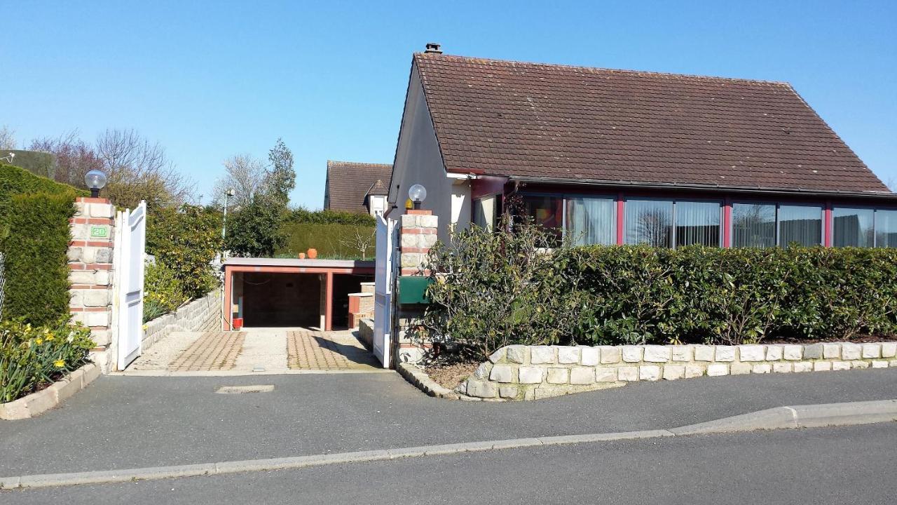 Chambre Privee Avec Salon, Garage Voiture, Velos, Motos Tourville-sur-Arques Eksteriør billede