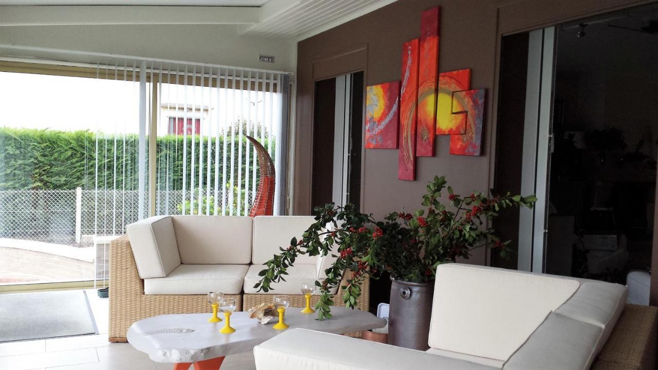 Chambre Privee Avec Salon, Garage Voiture, Velos, Motos Tourville-sur-Arques Eksteriør billede